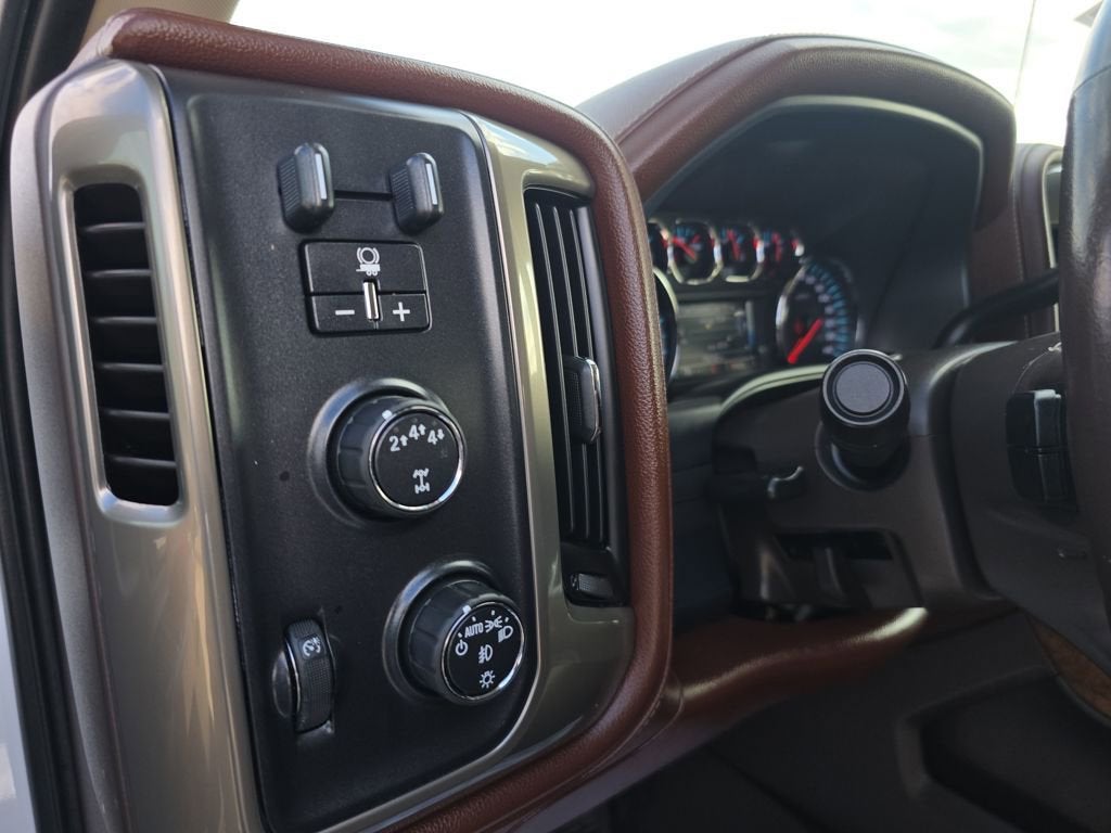 2017 Chevrolet Silverado 3500HD High Country