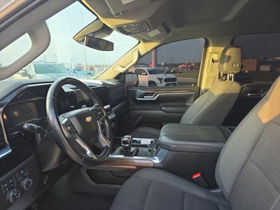 2025 Chevrolet Silverado LT
