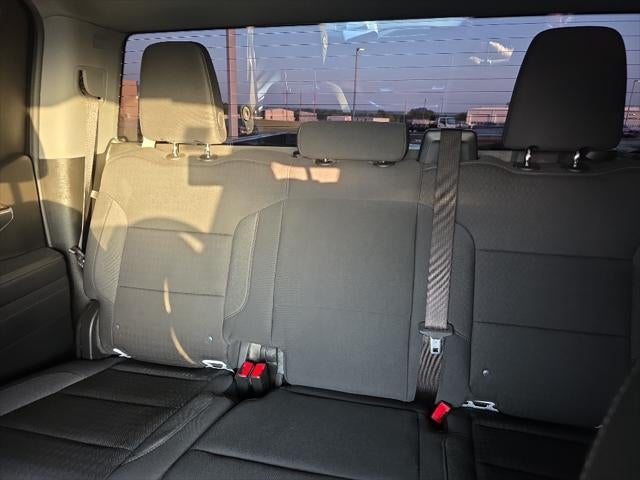 2025 Chevrolet Silverado LT