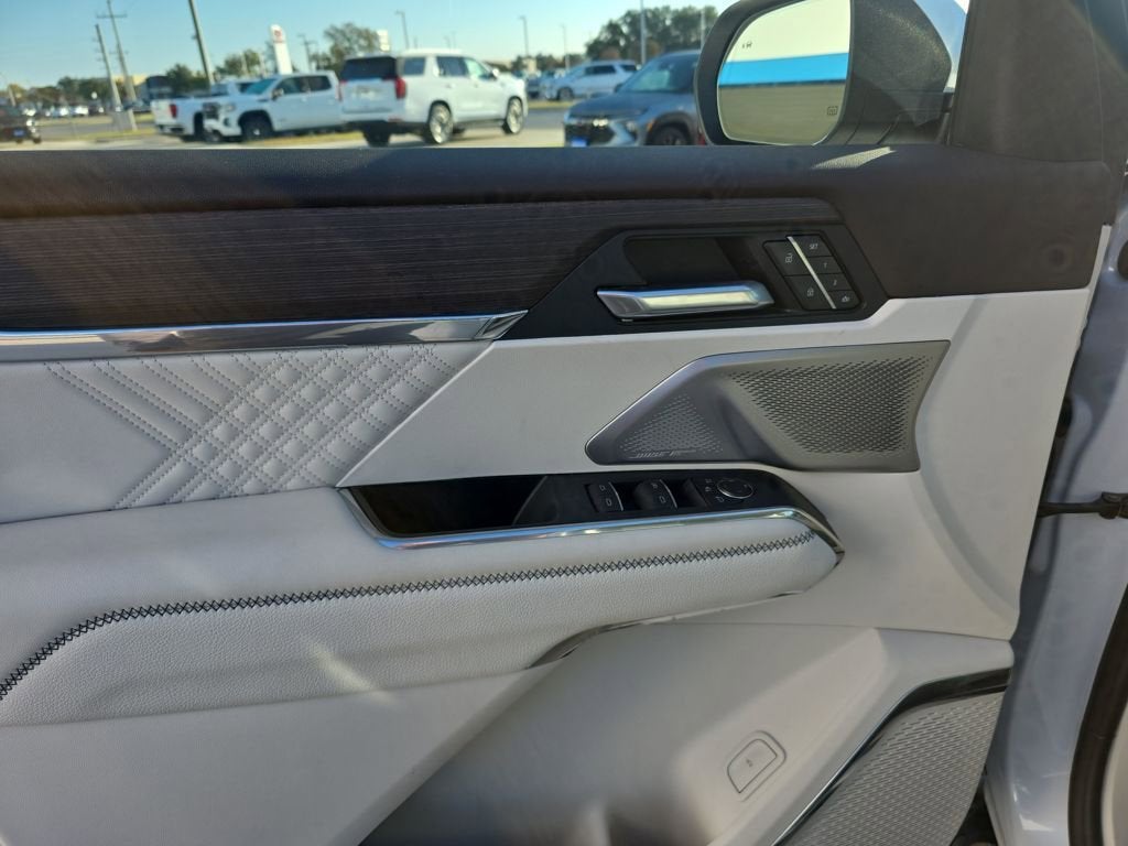 2024 GMC Acadia AWD Denali