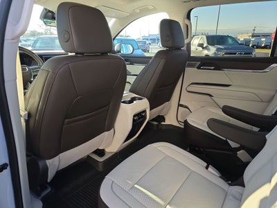 2024 GMC Acadia AWD Denali