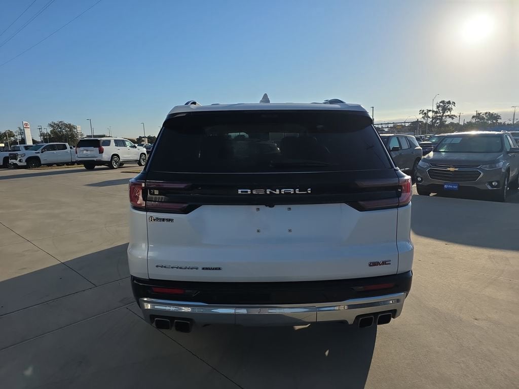 2024 GMC Acadia AWD Denali