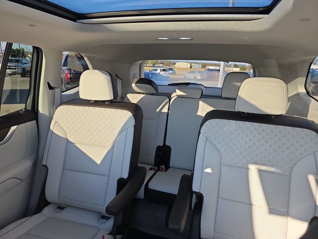 2024 GMC Acadia AWD Denali