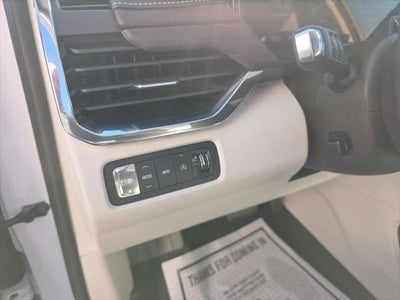 2024 GMC Acadia AWD Denali