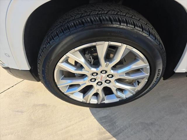 2024 GMC Acadia AWD Denali