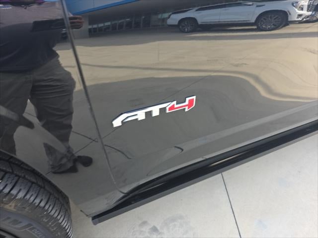 2022 GMC Yukon AT4 - Photo 28