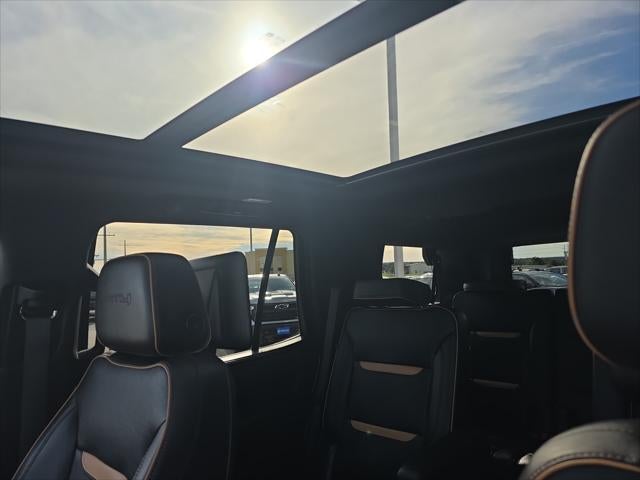 2022 GMC Yukon AT4 - Photo 31