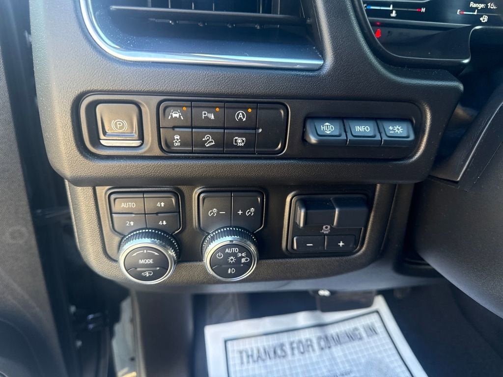 2023 GMC Yukon XL AT4