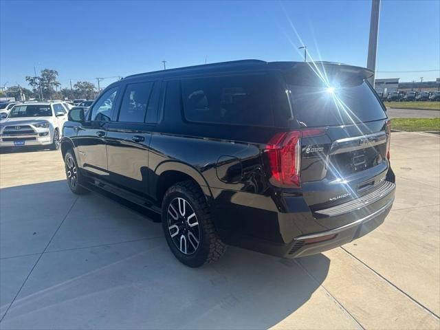 2023 GMC Yukon XL AT4
