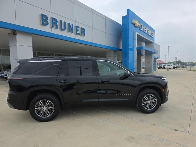 2026 Chevrolet Traverse FWD LT
