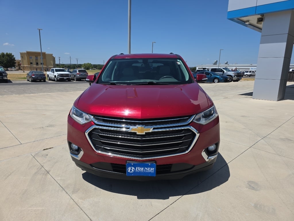 Used 2020 Chevrolet Traverse 1LT with VIN 1GNERGKW1LJ241934 for sale in Early, TX