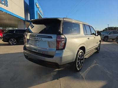 2023 Chevrolet Suburban RST