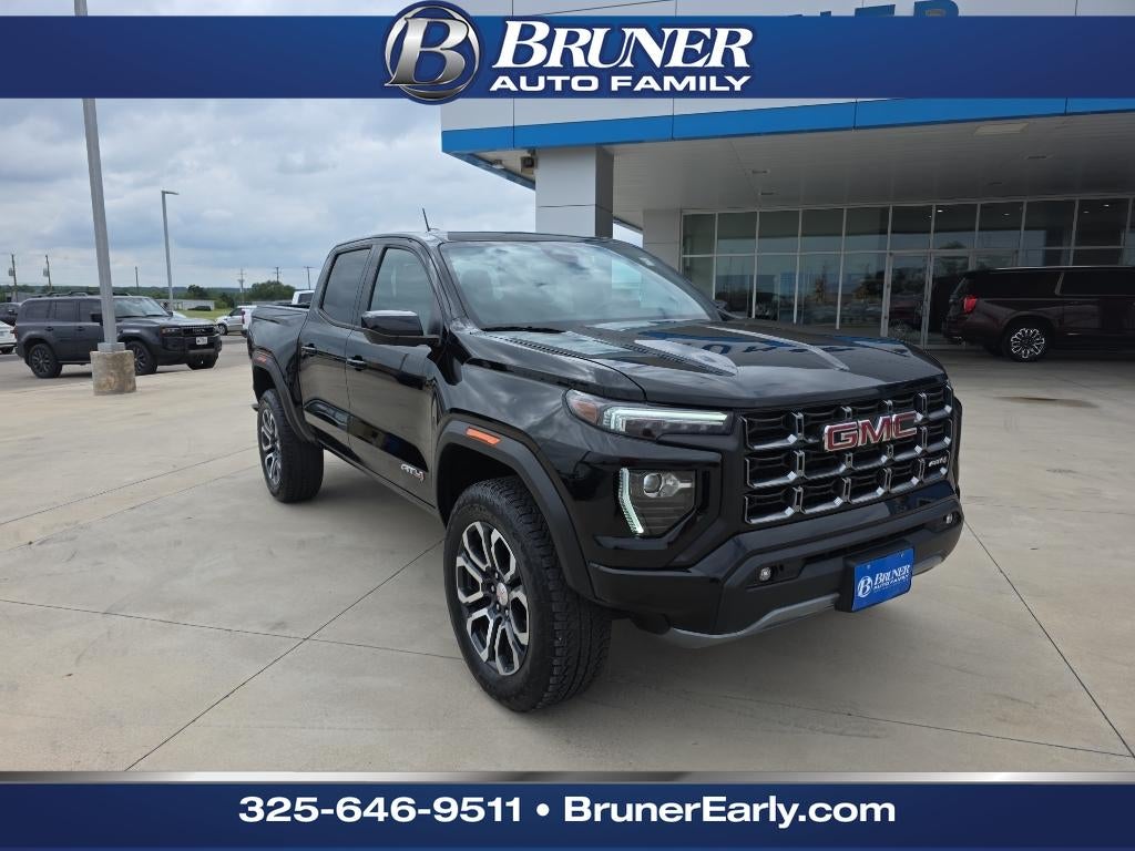 2023 GMC Canyon 4WD AT4 Crew Cab Short Box's photo