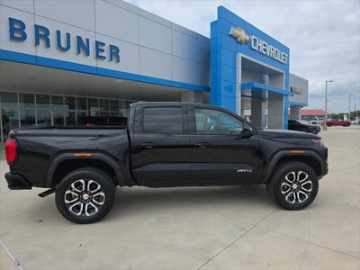 2023 GMC Canyon 4WD AT4