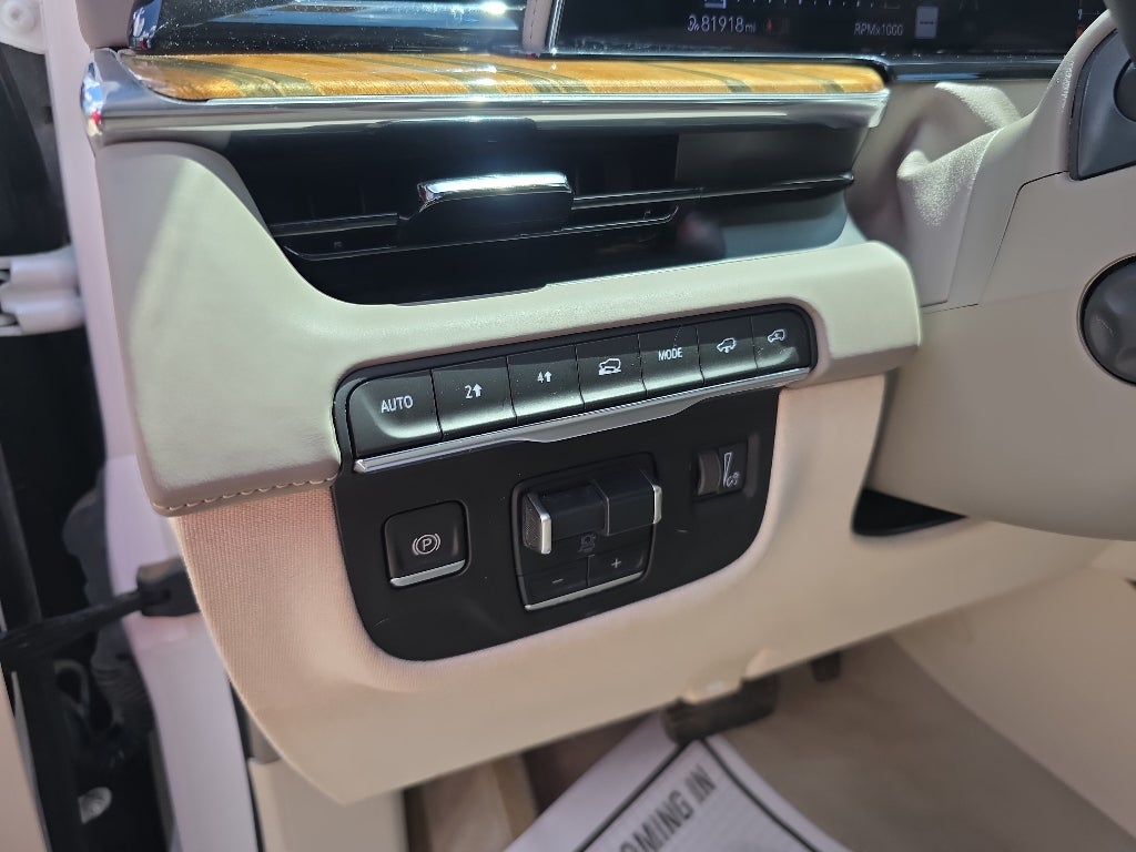 2022 Cadillac Escalade ESV Premium Luxury Platinum