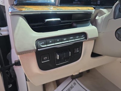 2022 Cadillac Escalade ESV Premium Luxury Platinum