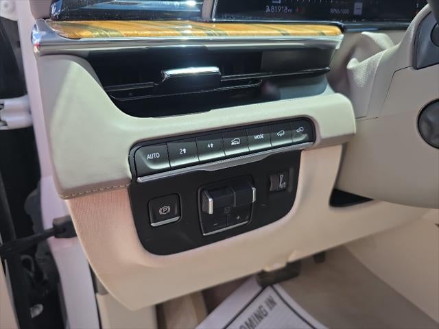 2022 Cadillac Escalade ESV Premium Luxury Platinum