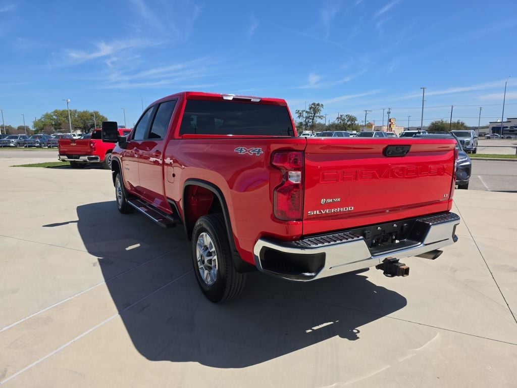 2024 Chevrolet Silverado LT