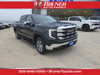 2023 GMC Sierra SLE
