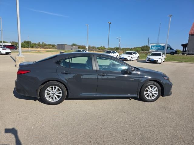 2025 Toyota Camry Hybrid LE