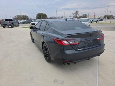 2025 Toyota Camry Hybrid SE