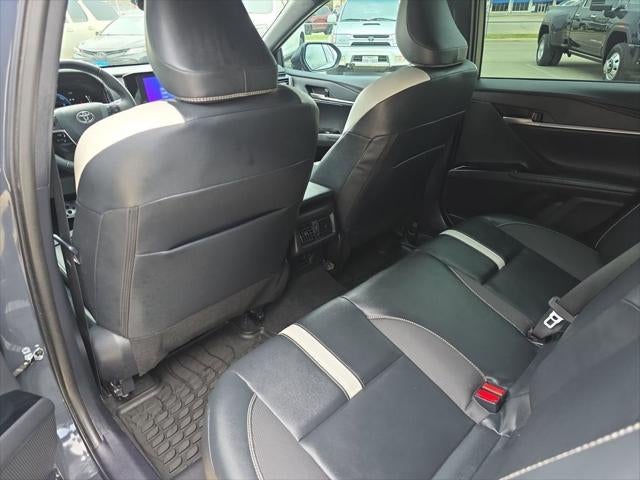 2025 Toyota Camry Hybrid SE