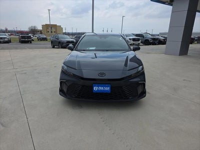 2025 Toyota Camry Hybrid SE