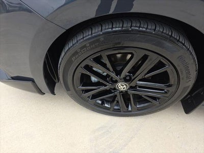 2025 Toyota Camry Hybrid SE