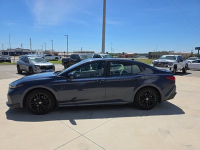 2026 Toyota Camry Hybrid SE