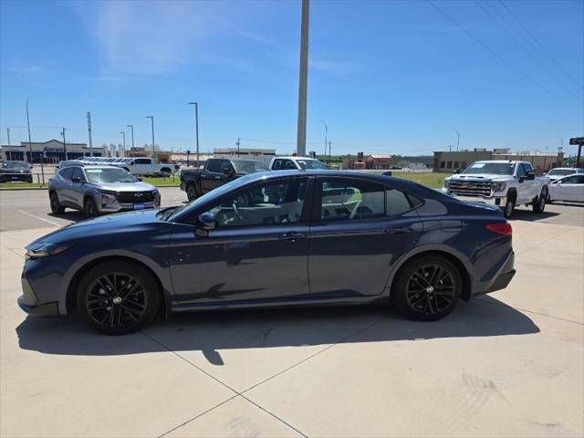 2026 Toyota Camry Hybrid SE