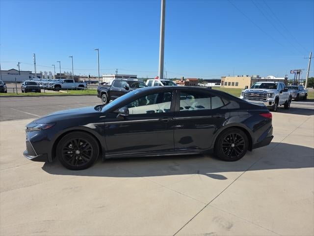 2026 Toyota Camry Hybrid SE