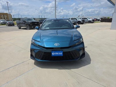 2025 Toyota Camry Hybrid SE