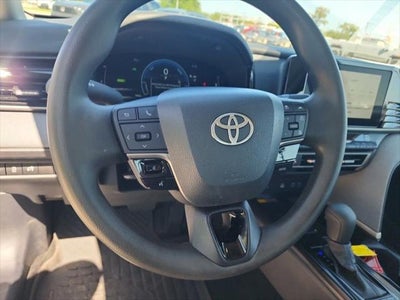 2025 Toyota Camry LE