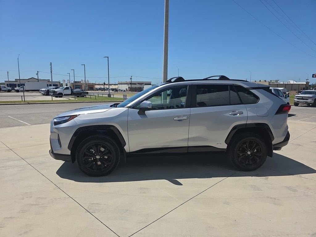 2024 Toyota RAV4 Hybrid SE