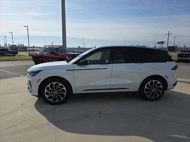 2025 Lincoln Nautilus Reserve