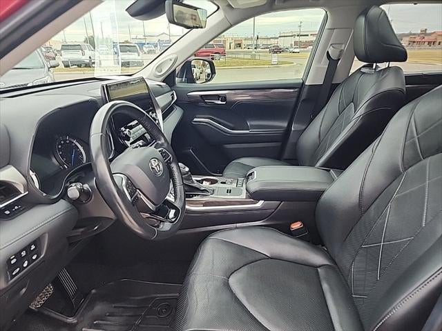 2021 Toyota Highlander Hybrid Platinum