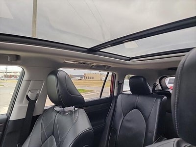 2021 Toyota Highlander Hybrid Platinum