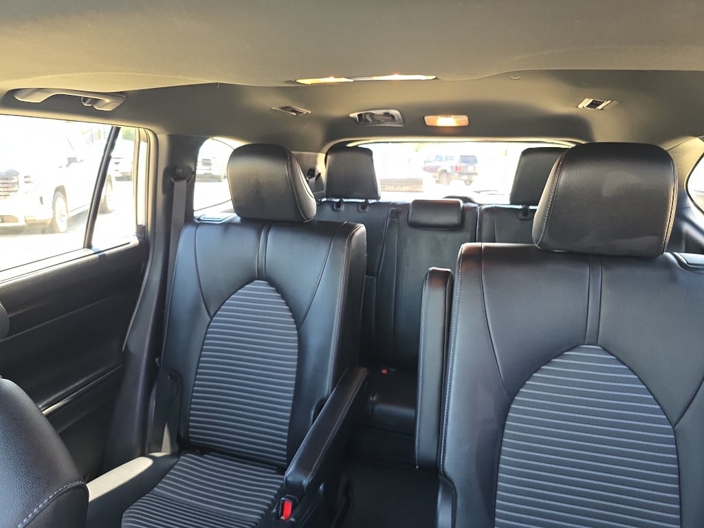2024 Toyota Highlander Base