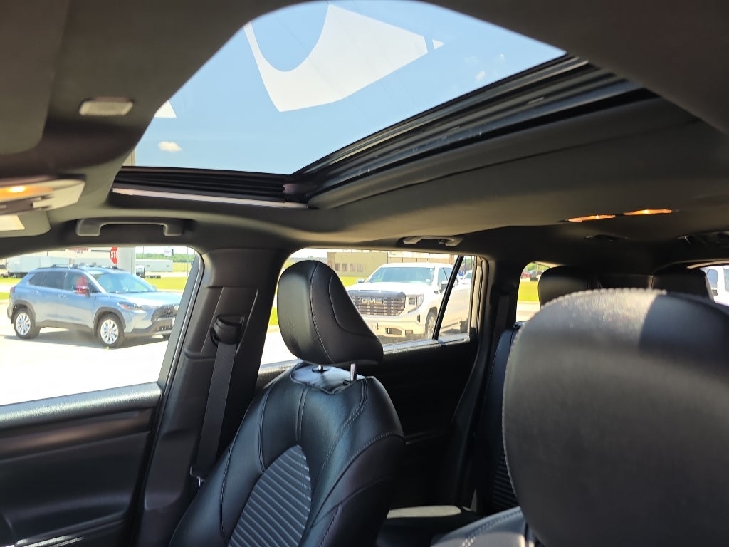 2024 Toyota Highlander Base