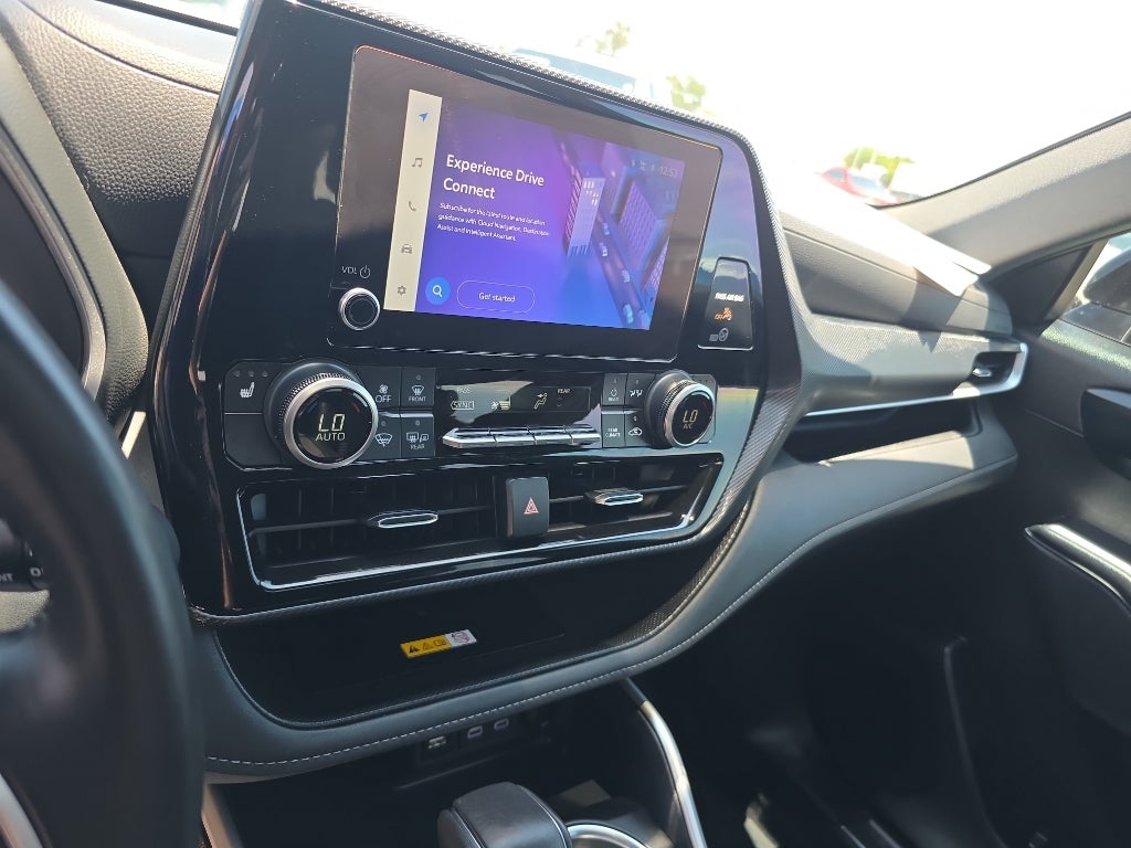 2024 Toyota Highlander Base