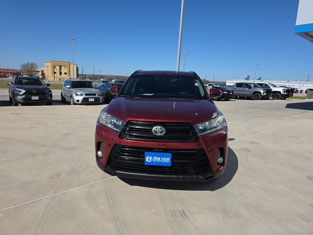 2017 Toyota Highlander SE