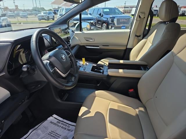 2023 Toyota Sienna XLE