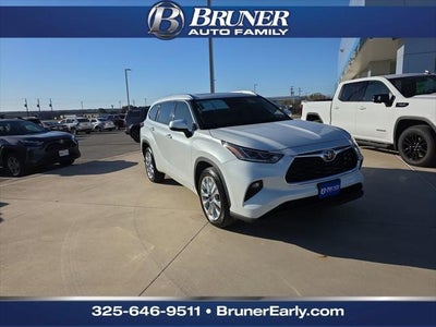 2022 Toyota Highlander Limited