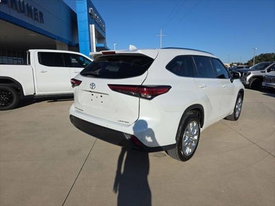 2022 Toyota Highlander Limited