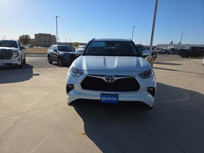 2022 Toyota Highlander Limited