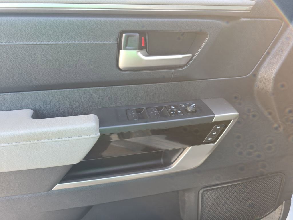 2023 Toyota Tundra 4WD Limited Hybrid