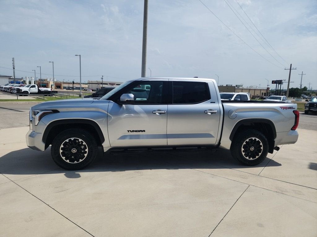2022 Toyota Tundra 2WD SR5