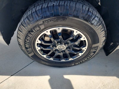 2022 Toyota Tundra 2WD SR5