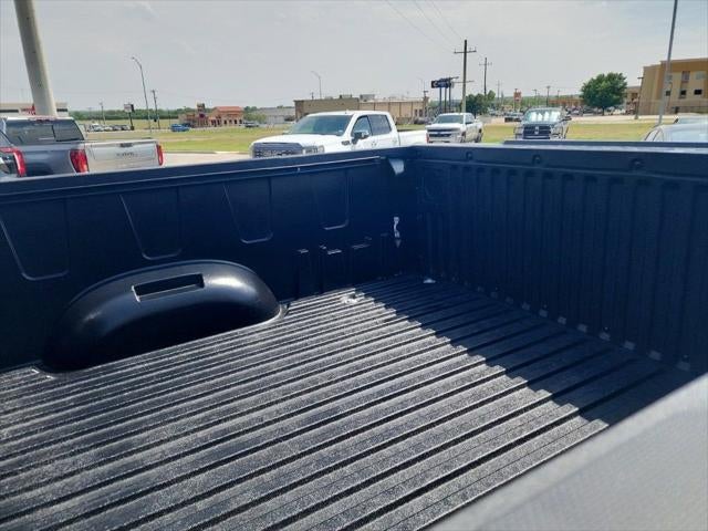 2022 Toyota Tundra 2WD SR5