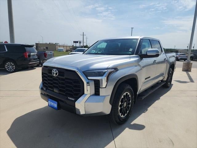 2022 Toyota Tundra 2WD SR5